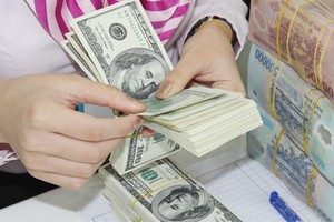 Tỷ giá ổn định, buôn ngoại tệ thế nào?